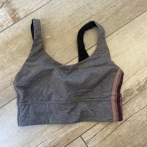 lululemon sports bra